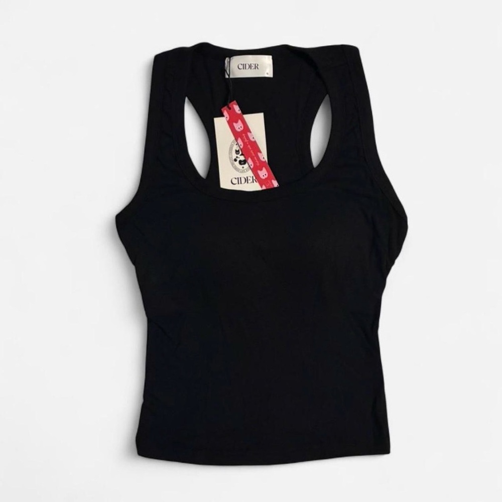 Cider Black Tank Top – NWT 🖤